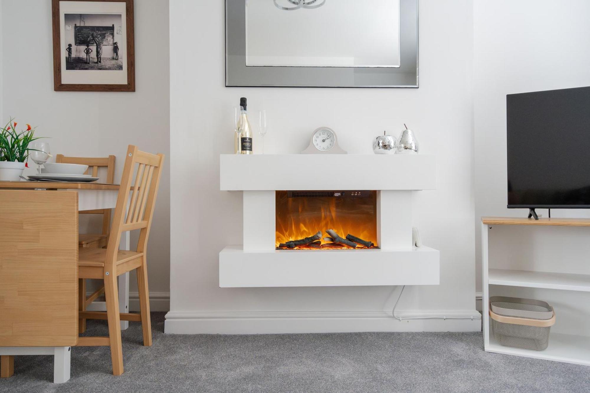 Buxton Apartment - 1 Bed, Free Parking, Wi-Fi Hazel Grove Екстериор снимка