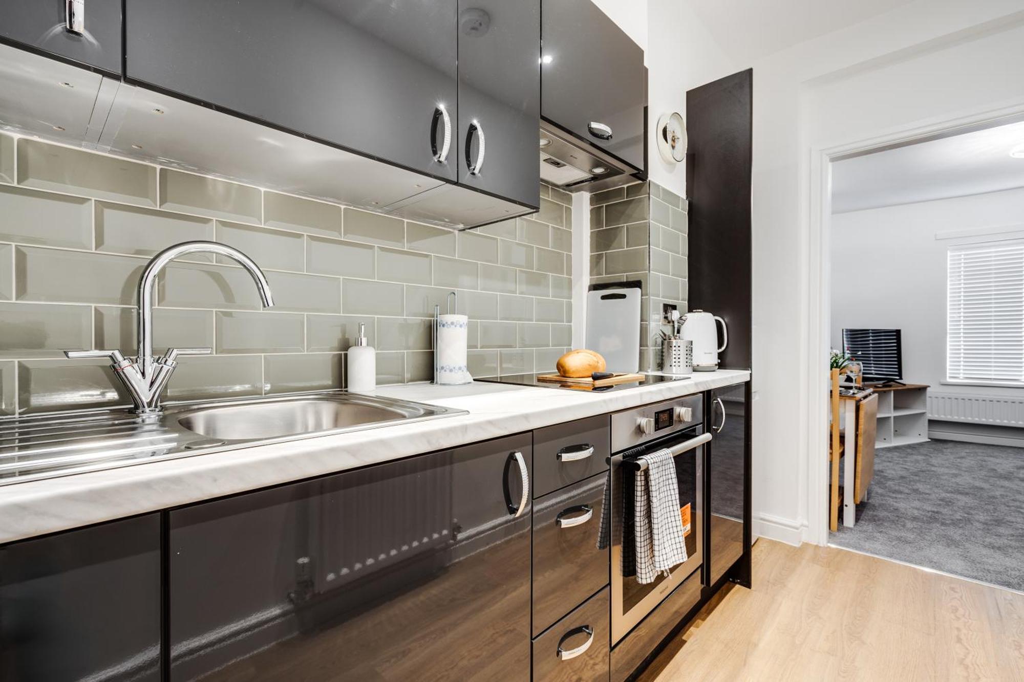 Buxton Apartment - 1 Bed, Free Parking, Wi-Fi Hazel Grove Екстериор снимка