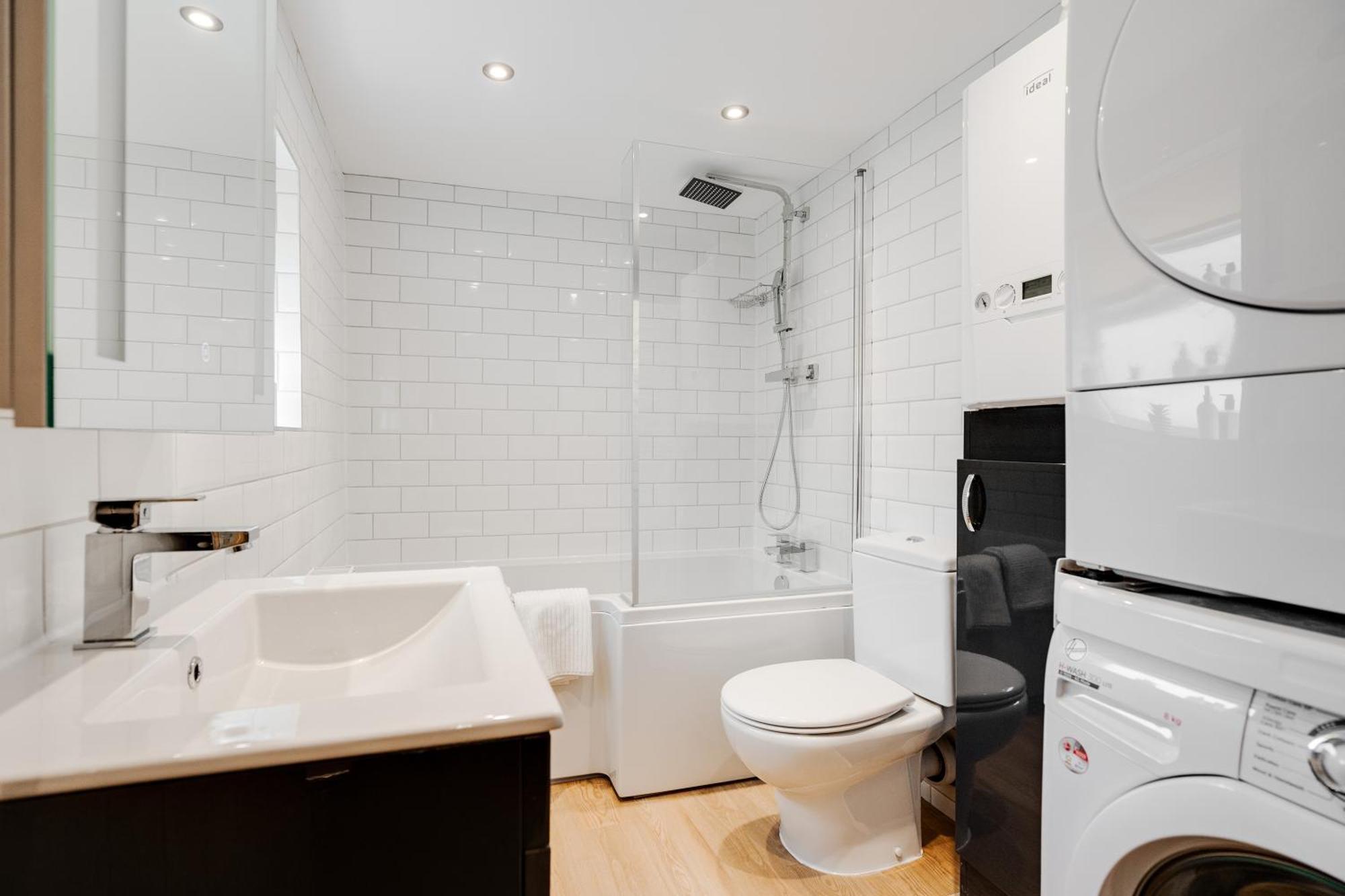 Buxton Apartment - 1 Bed, Free Parking, Wi-Fi Hazel Grove Екстериор снимка